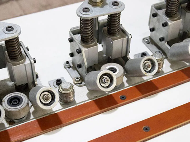 The pressure roller and feeding system for HE-305B Manual Bevel Edge Bander 30°-90°